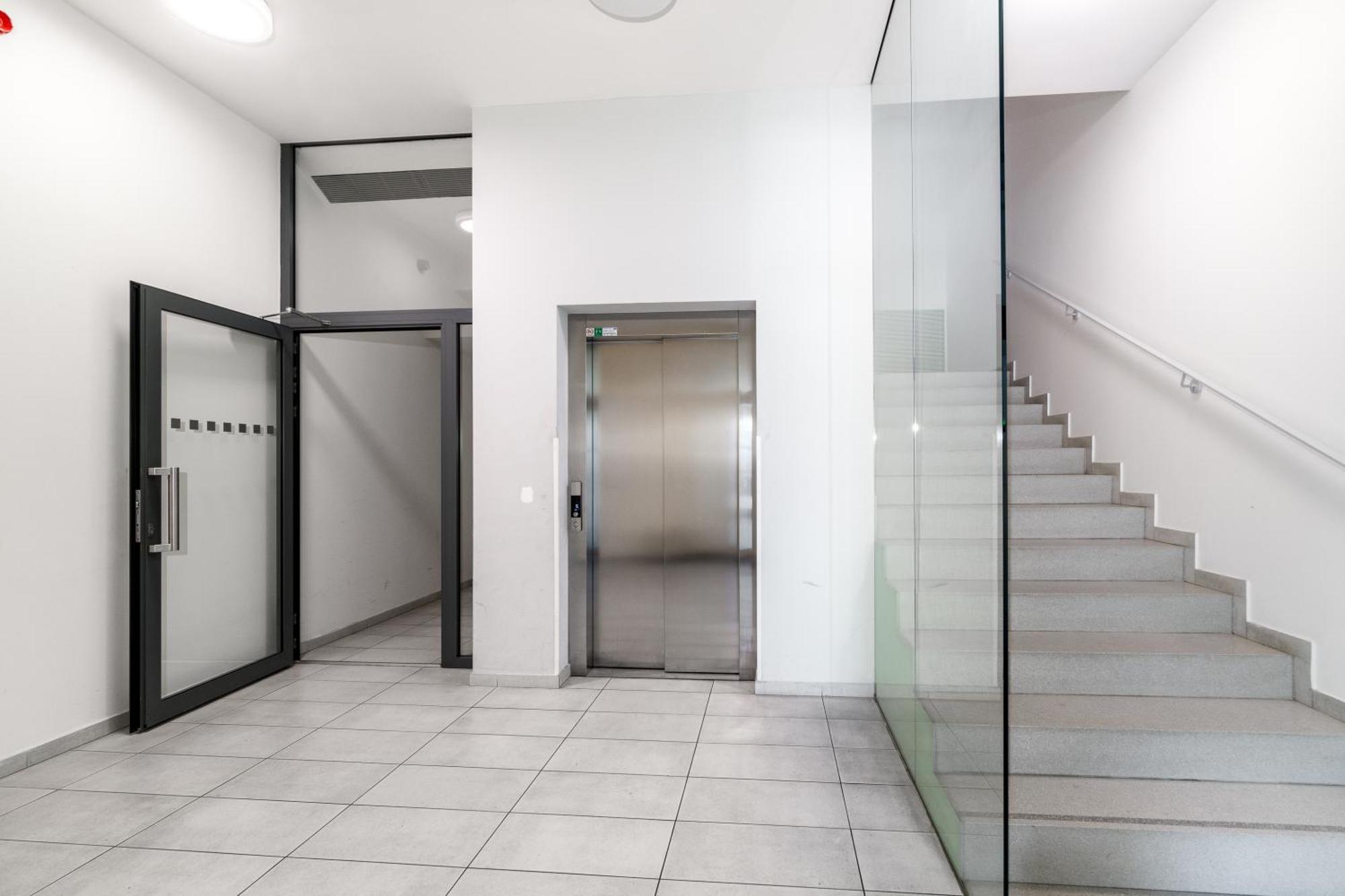 Bnb New Beautiful Apartment In The Center Of Ostrava With Option Garage Parking Eksteriør bilde