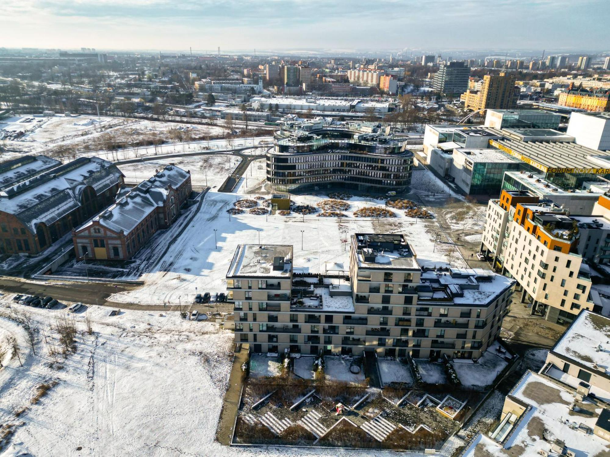 Bnb New Beautiful Apartment In The Center Of Ostrava With Option Garage Parking Eksteriør bilde