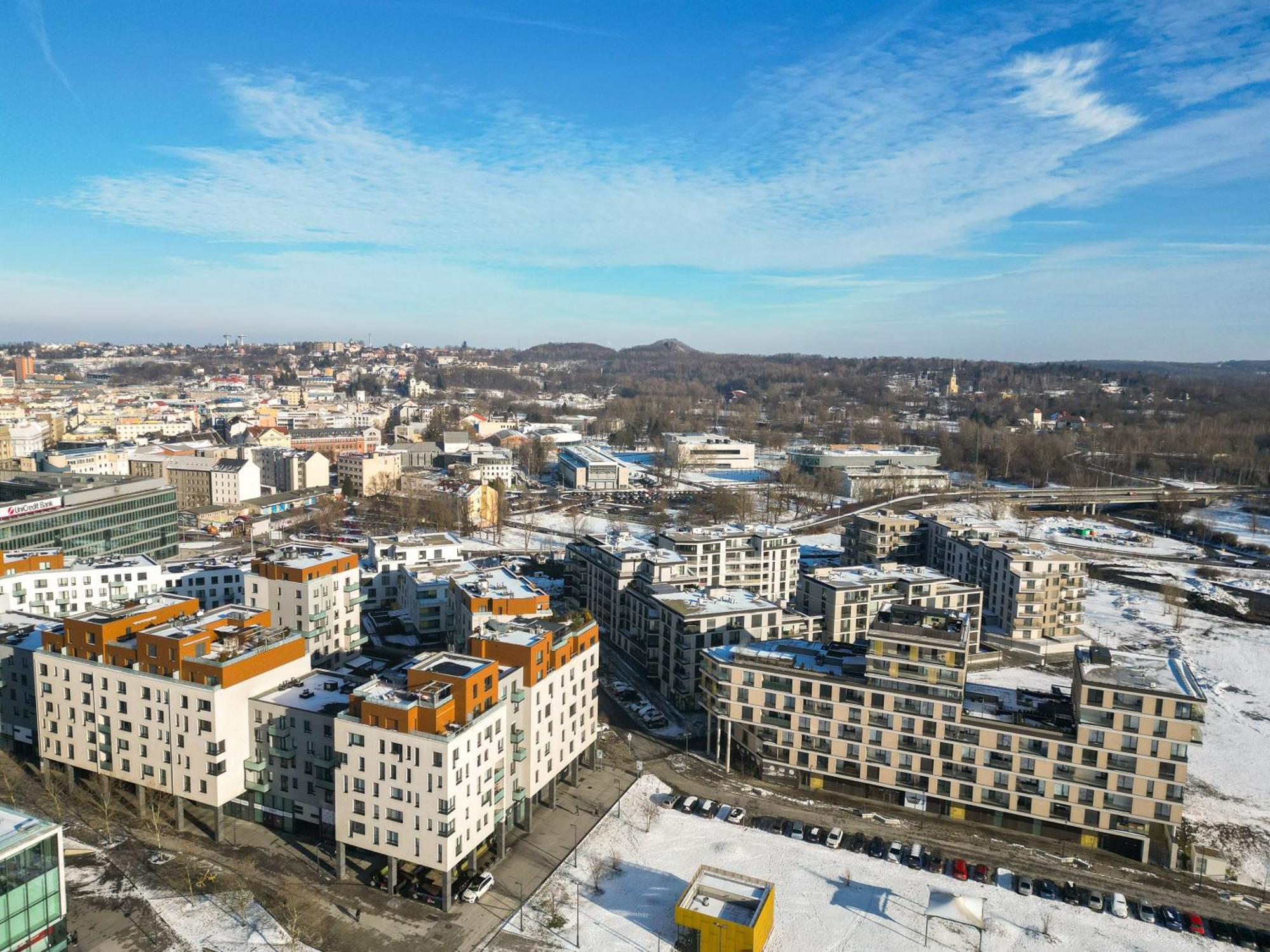 Bnb New Beautiful Apartment In The Center Of Ostrava With Option Garage Parking Eksteriør bilde