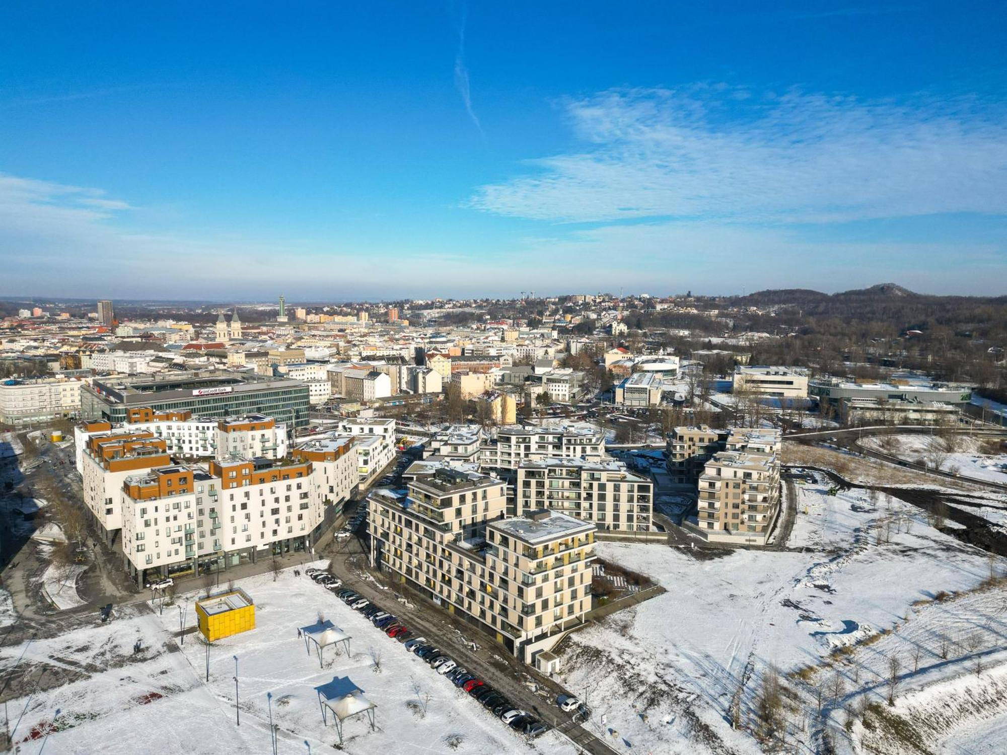Bnb New Beautiful Apartment In The Center Of Ostrava With Option Garage Parking Eksteriør bilde