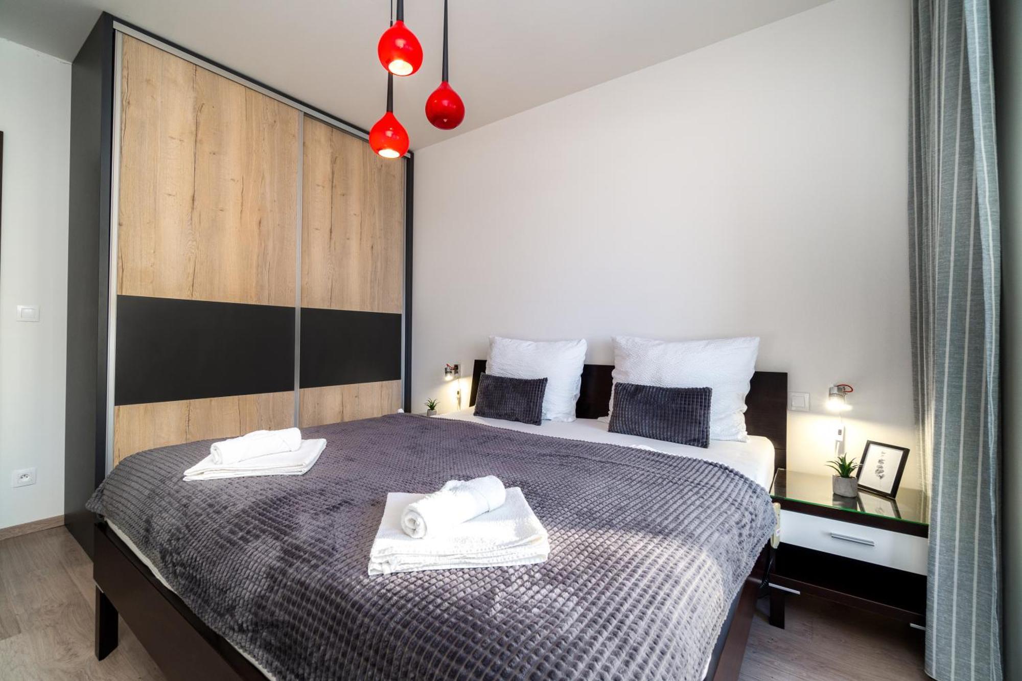 Bnb New Beautiful Apartment In The Center Of Ostrava With Option Garage Parking Eksteriør bilde